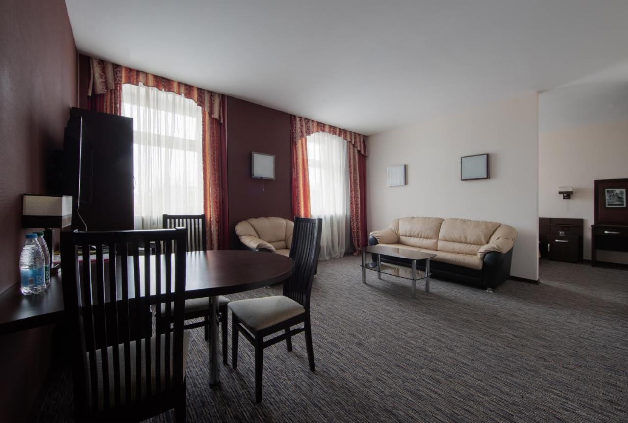 Hotel Neman à Grodno Extérieur photo